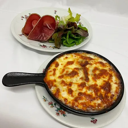 Hotel Restaurant Le Grillon